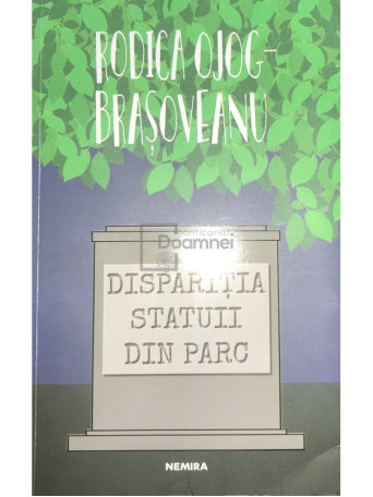 Disparitia statuii din parc