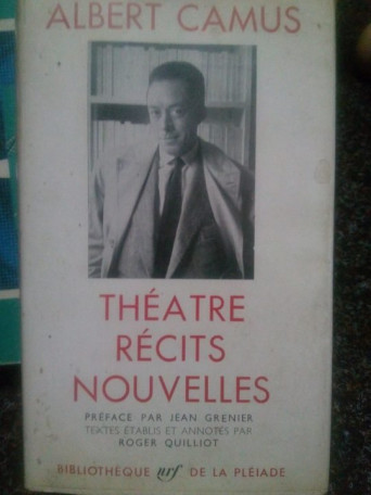 Theatre recits nouvelles