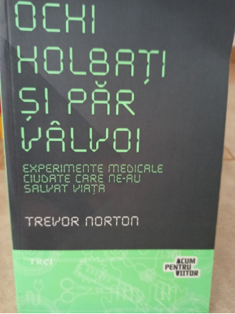 Ochi holbati si par valvoi